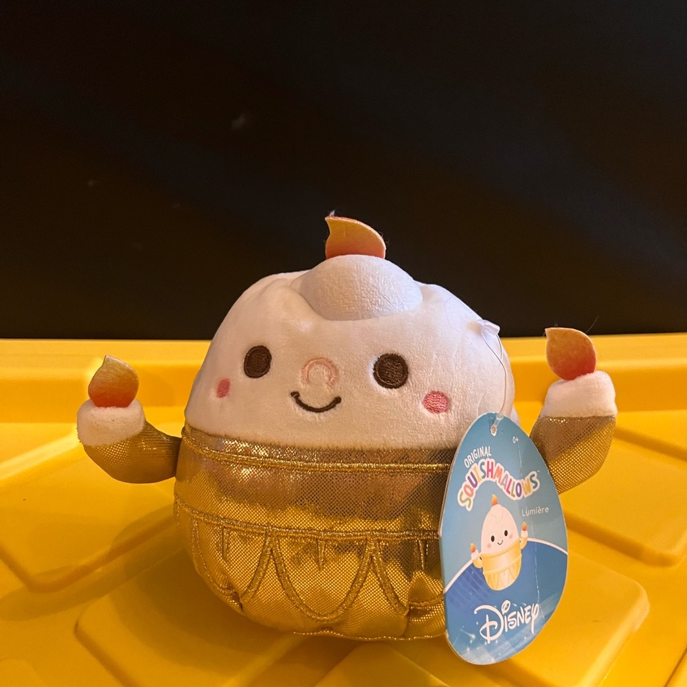 Disney squishmallow Lumiere